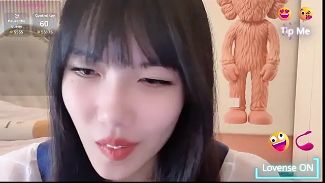 Snapshot of zhnmjx2025 chatting on March 2, 2:13 pm zhnmjx2025 online show from March 2, 2:13 pm