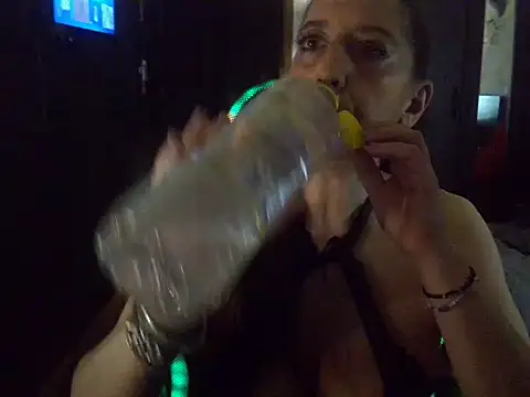 labelgecoquine online show from April 7, 5:46 pm