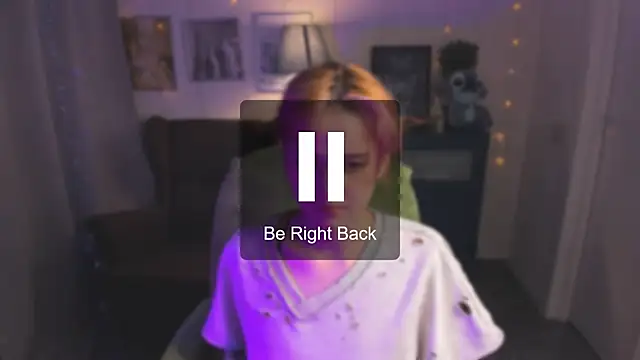 Snapshot of SarahShelby chatting on May 22, 9:09 pm SarahShelby online show from May 22, 9:09 pm