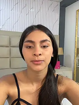 Snapshot of ManuelaEvans_ chatting on February 28, 8:43 pm ManuelaEvans online show from February 28, 8:43 pm