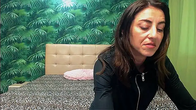 Snapshot of Stella_John chatting on January 20, 9:03 am Stella John online show from January 20, 9:03 am