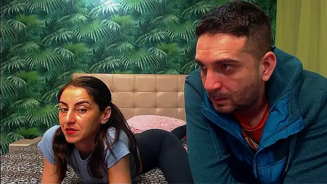 Snapshot of Stella_John chatting on February 9, 5:50 am Stella John online show from February 9, 5:50 am