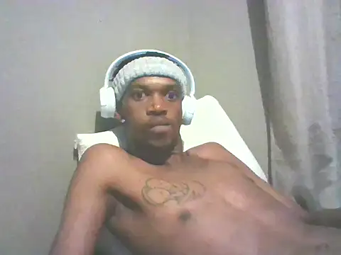 Snapshot of thomasmichael36_ chatting on January 17, 10:35 pm thomasmichael36 online show from January 17, 10:35 pm