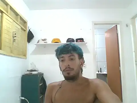 Snapshot of alpalo420 chatting on February 25, 3:05 am alpalo420 online show from February 25, 3:05 am