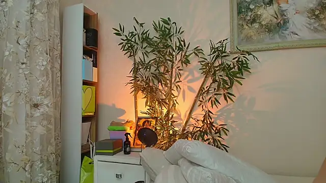 HappyLisa online show from February 11, 6:29 am