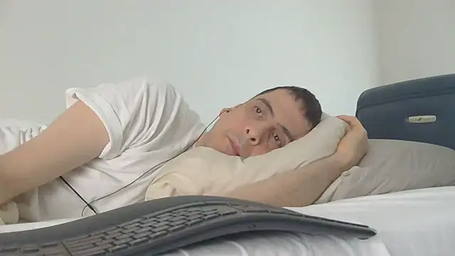 SissyJosh online show from May 29, 9:02 pm