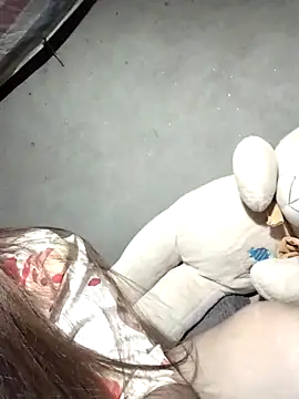 Lucky cutee online show from April 13, 11:59 am