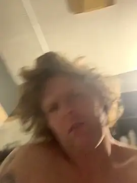 Snapshot of heath82841 chatting on February 7, 8:29 am heath82841 online show from February 7, 8:29 am