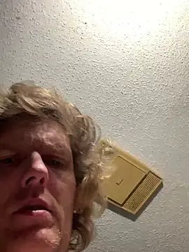 Snapshot of heath82841 chatting on February 13, 5:14 am heath82841 online show from February 13, 5:14 am