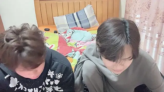 junnan001 online show from February 7, 12:20 pm