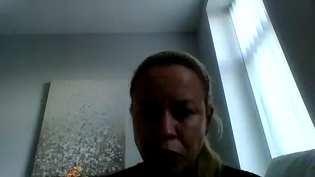 jennyblondeuk online show from March 25, 3:07 pm