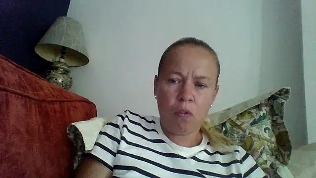 jennyblondeuk online show from July 16, 4:13 pm