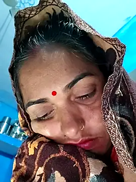 Snapshot of Mahima_rani34 chatting on February 7, 12:03 am Mahima rani34 online show from February 7, 12:03 am