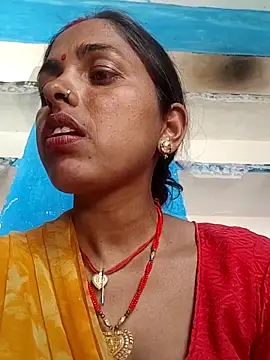 Snapshot of Mahima_rani34 chatting on February 15, 8:57 am Mahima rani34 online show from February 15, 8:57 am