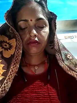 Snapshot of Mahima_rani34 chatting on February 17, 12:18 am Mahima rani34 online show from February 17, 12:18 am