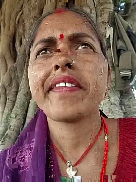 Snapshot of Mahima_rani34 chatting on February 24, 7:06 am Mahima rani34 online show from February 24, 7:06 am
