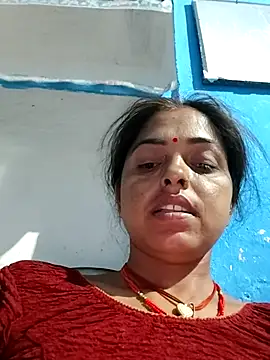 Snapshot of Mahima_rani34 chatting on May 8, 9:31 pm Mahima rani34 online show from May 8, 9:31 pm