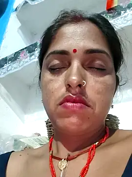 Snapshot of Mahima_rani34 chatting on May 10, 11:10 pm Mahima rani34 online show from May 10, 11:10 pm