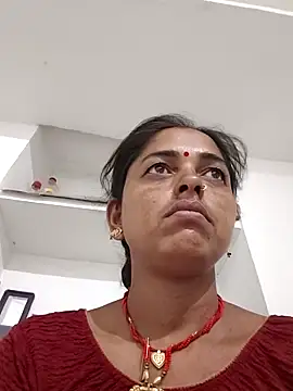 Snapshot of Mahima_rani34 chatting on May 26, 9:55 pm Mahima rani34 online show from May 26, 9:55 pm