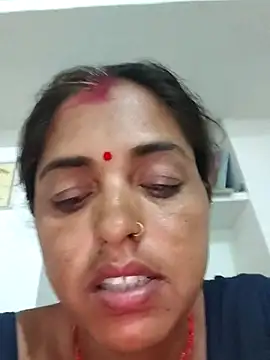 Snapshot of Mahima_rani34 chatting on May 27, 9:56 pm Mahima rani34 online show from May 27, 9:56 pm