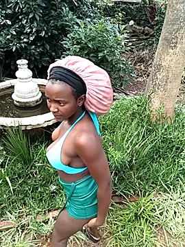 ShyNaughtyBabe online show from April 16, 10:05 am