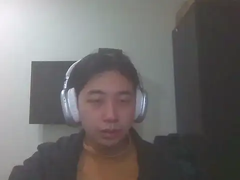 AJIJI1010 online show from March 12, 9:21 pm