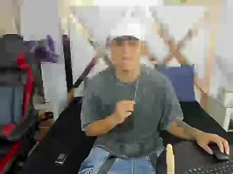 ThomasThund online show from January 6, 1:37 pm