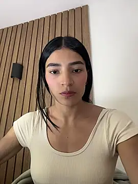 Snapshot of Ema_Rose_ chatting on April 23, 8:55 pm Ema Rose online show from April 23, 8:55 pm