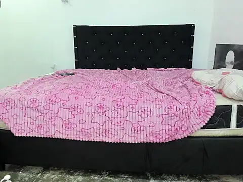 richblack01 online show from March 17, 10:35 pm