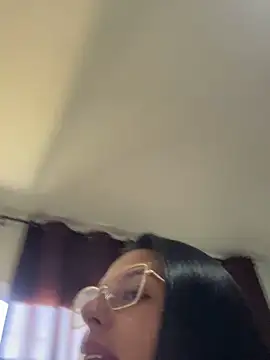 Snapshot of jujuarantes__2026 chatting on February 18, 12:56 pm jujuarantes 2026 online show from February 18, 12:56 pm