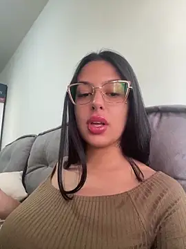 Snapshot of jujuarantes__2026 chatting on February 23, 11:51 am jujuarantes 2026 online show from February 23, 11:51 am