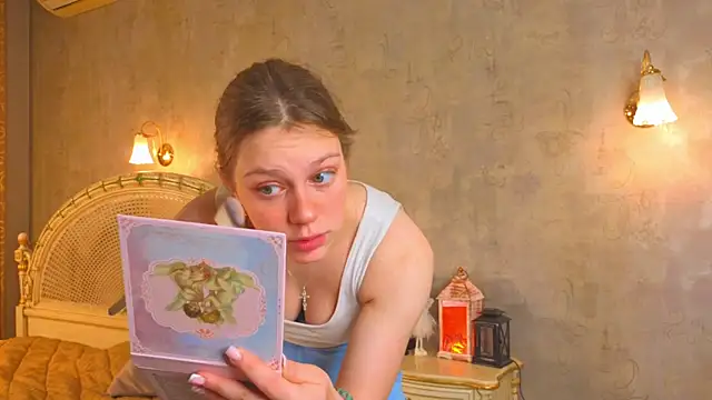 Snapshot of EllisStrano chatting on January 13, 5:13 am EllisStrano online show from January 13, 5:13 am