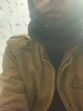 Snapshot of Rahulkumaro1 chatting on February 6, 12:37 am Rahulkumaro1 online show from February 6, 12:37 am