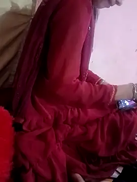 Desipari 777 online show from February 8, 4:54 pm