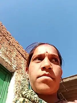 Karishma singh online show from March 9, 8:51 am