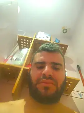 Snapshot of Ricardosafadocassdo chatting on June 23, 4:43 am Ricardosafadocassdo online show from June 23, 4:43 am