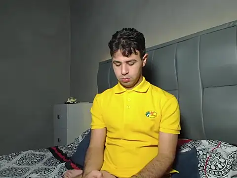 MAXIMILAINO-XXX online show from February 5, 12:04 am