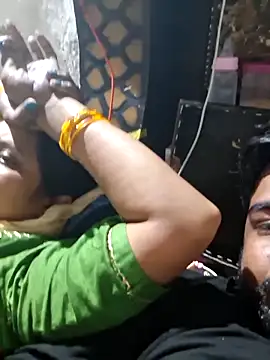 Radhacpl9528 online show from March 6, 11:50 am