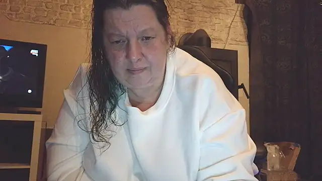 tigresse3 online show from May 10, 12:49 am