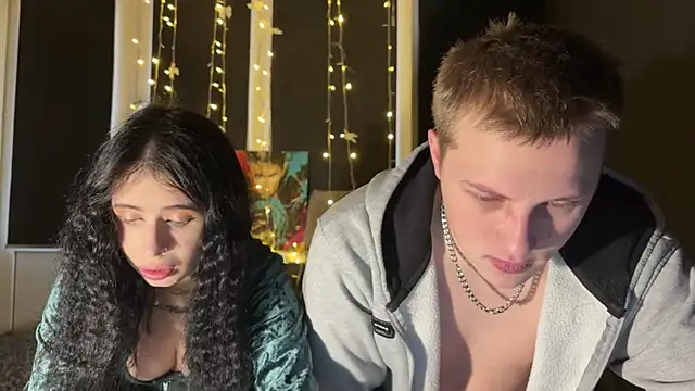 love4couple online show from April 11, 6:18 am