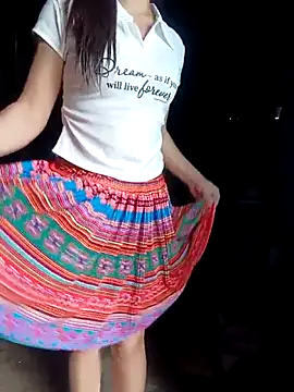 -Lovely-y online show from May 8, 12:38 am