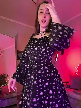 LuxBrunette  online show from April 17, 5:10 am