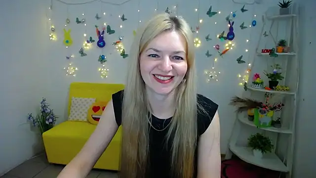 MelissaTyler online show from April 7, 11:21 am