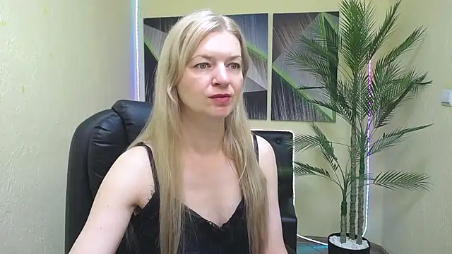 MelissaTyler online show from July 5, 5:25 am