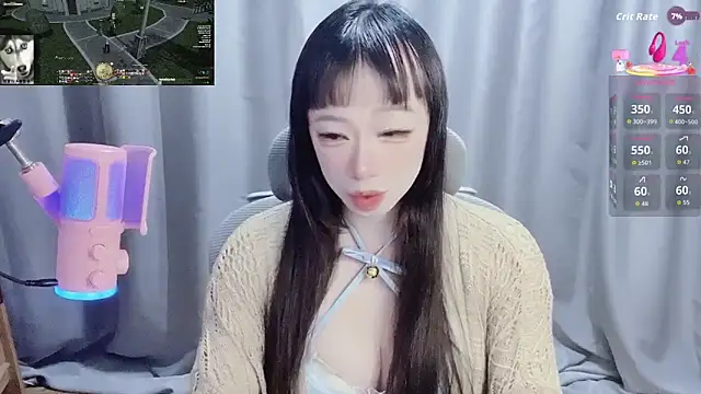 Snapshot of diaperlilinai0210 chatting on February 3, 11:37 am diaperlilinai0210 online show from February 3, 11:37 am