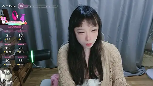 Snapshot of diaperlilinai0210 chatting on February 28, 8:37 am diaperlilinai0210 online show from February 28, 8:37 am