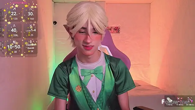 Snapshot of Kitsuneplay_ chatting on January 10, 9:30 pm Kitsuneplay online show from January 10, 9:30 pm