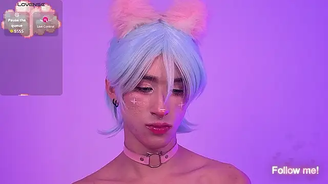 Snapshot of Kitsuneplay_ chatting on February 17, 8:26 pm Kitsuneplay online show from February 17, 8:26 pm