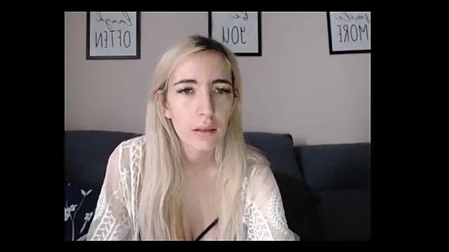 BarbieBlondieGirl online show from June 14, 3:14 pm