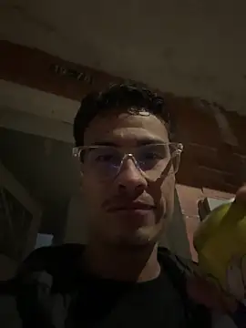 Latin Paisa Boy online show from April 14, 4:29 am